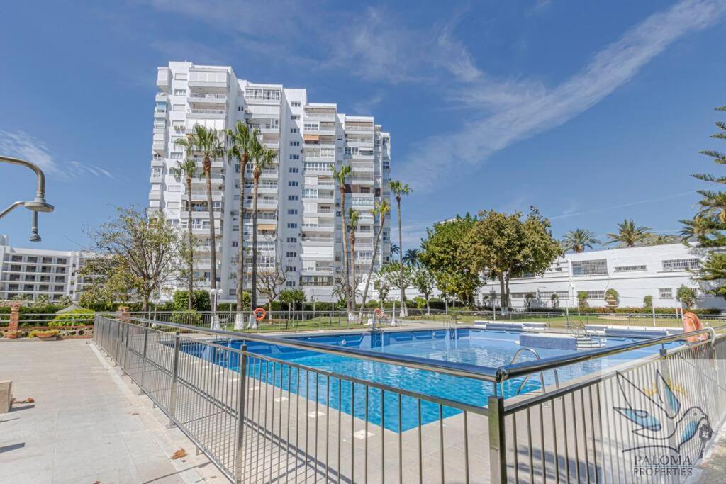 Wonderful Studio Apartment On The Beachfront Benalmádena Exterior photo