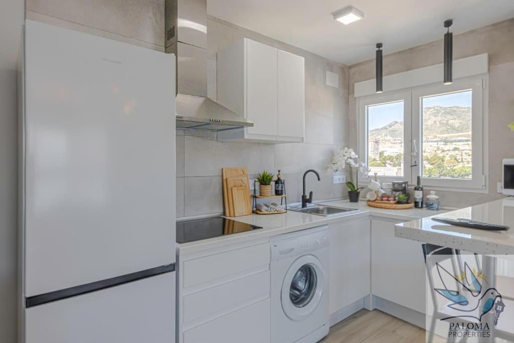 Wonderful Studio Apartment On The Beachfront Benalmádena Exterior photo