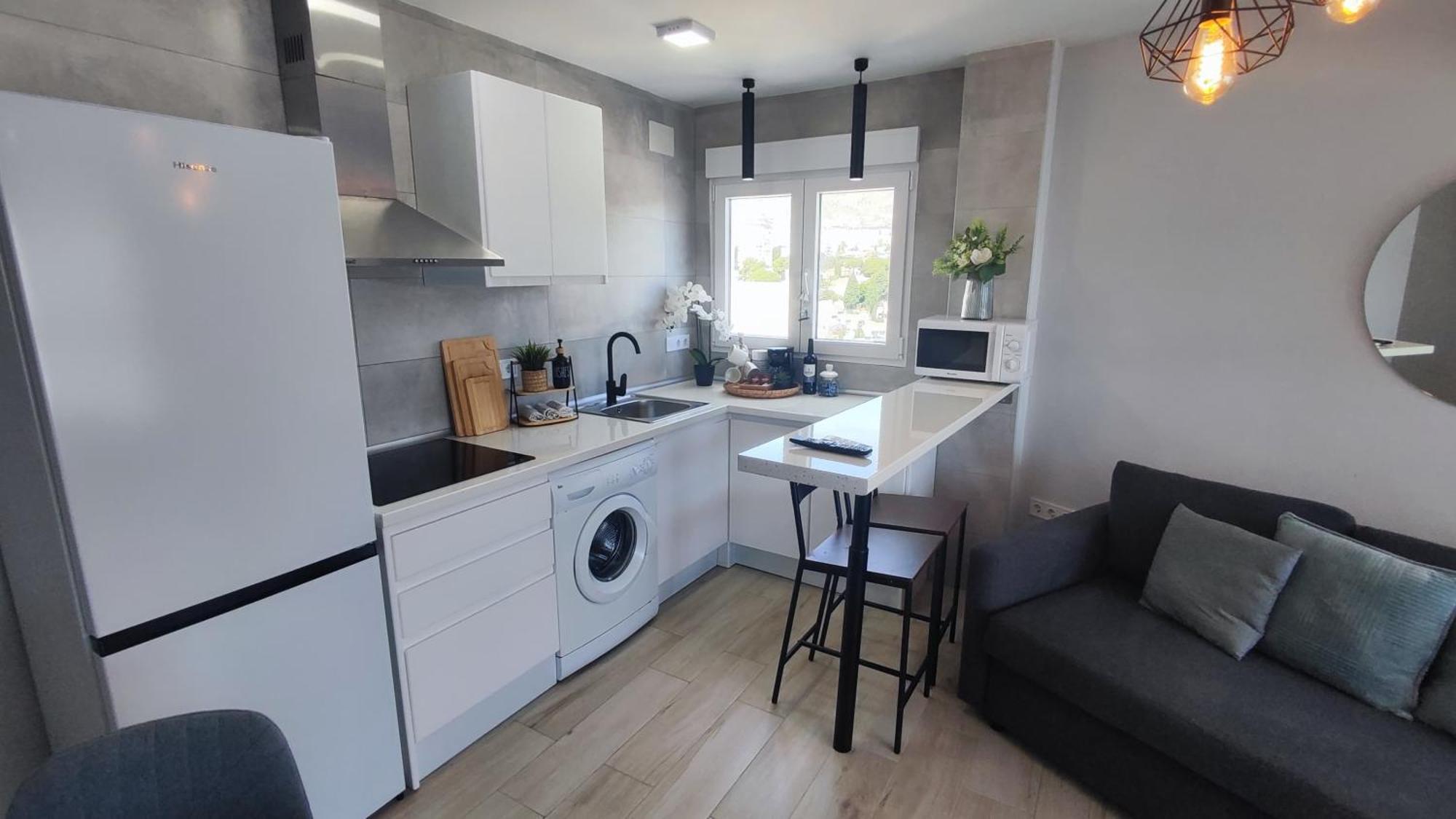 Wonderful Studio Apartment On The Beachfront Benalmádena Exterior photo